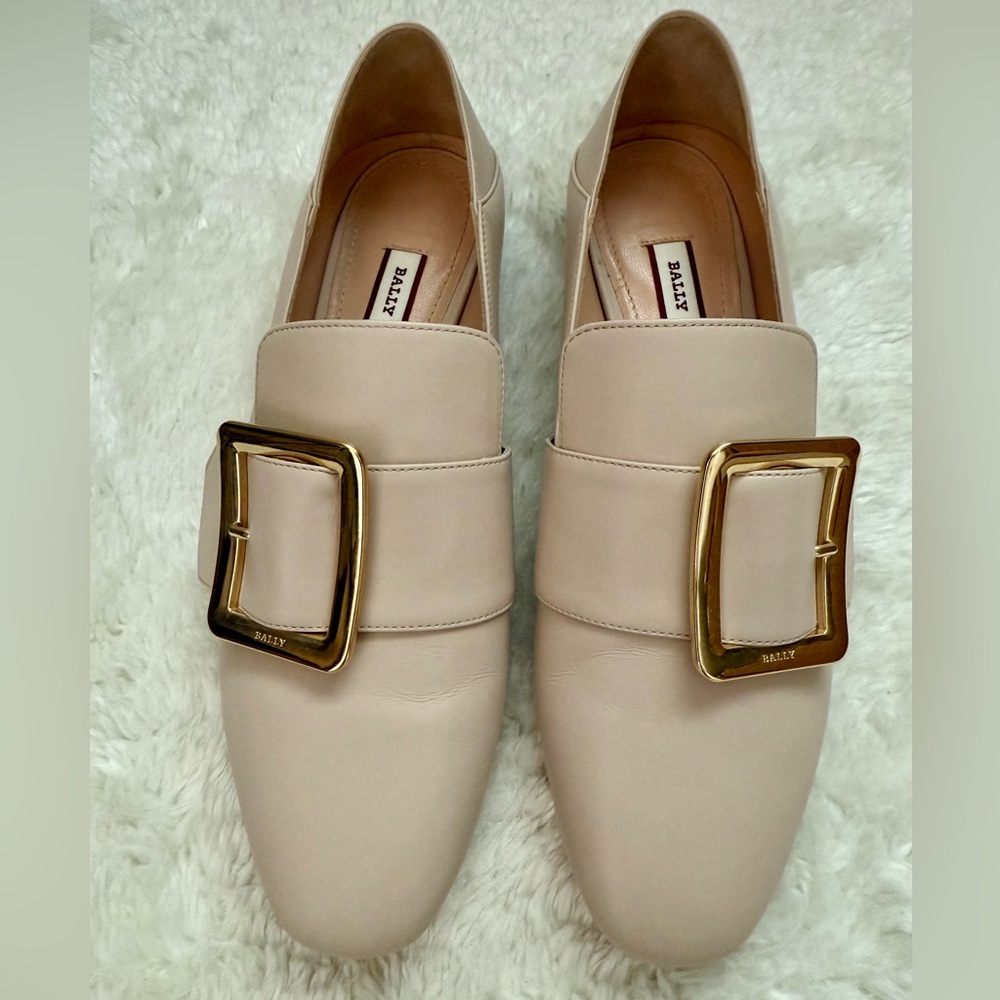 Bally Janelle Buckled Leather Loafers
